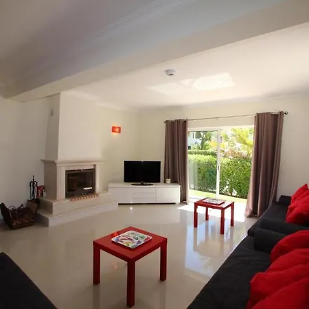 ヴィラ Modern Vilamoura Close To Pinhal Golf Maelou 4 Bedrooms クアルテイラ