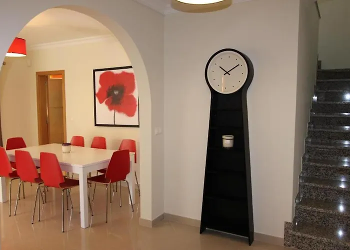Modern Vilamoura Close To Pinhal Golf Maelou 4 Bedrooms 奎特里拉