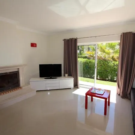 Modern Vilamoura Close To Pinhal Golf Maelou 4 Bedrooms Vilamoura *