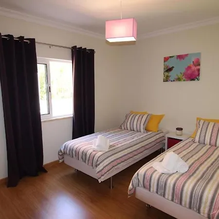 Modern Vilamoura Close To Pinhal Golf Maelou 4 Bedrooms Vilamoura *