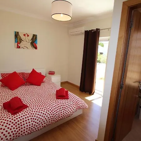 Modern Vilamoura Close To Pinhal Golf Maelou 4 Bedrooms 别墅
